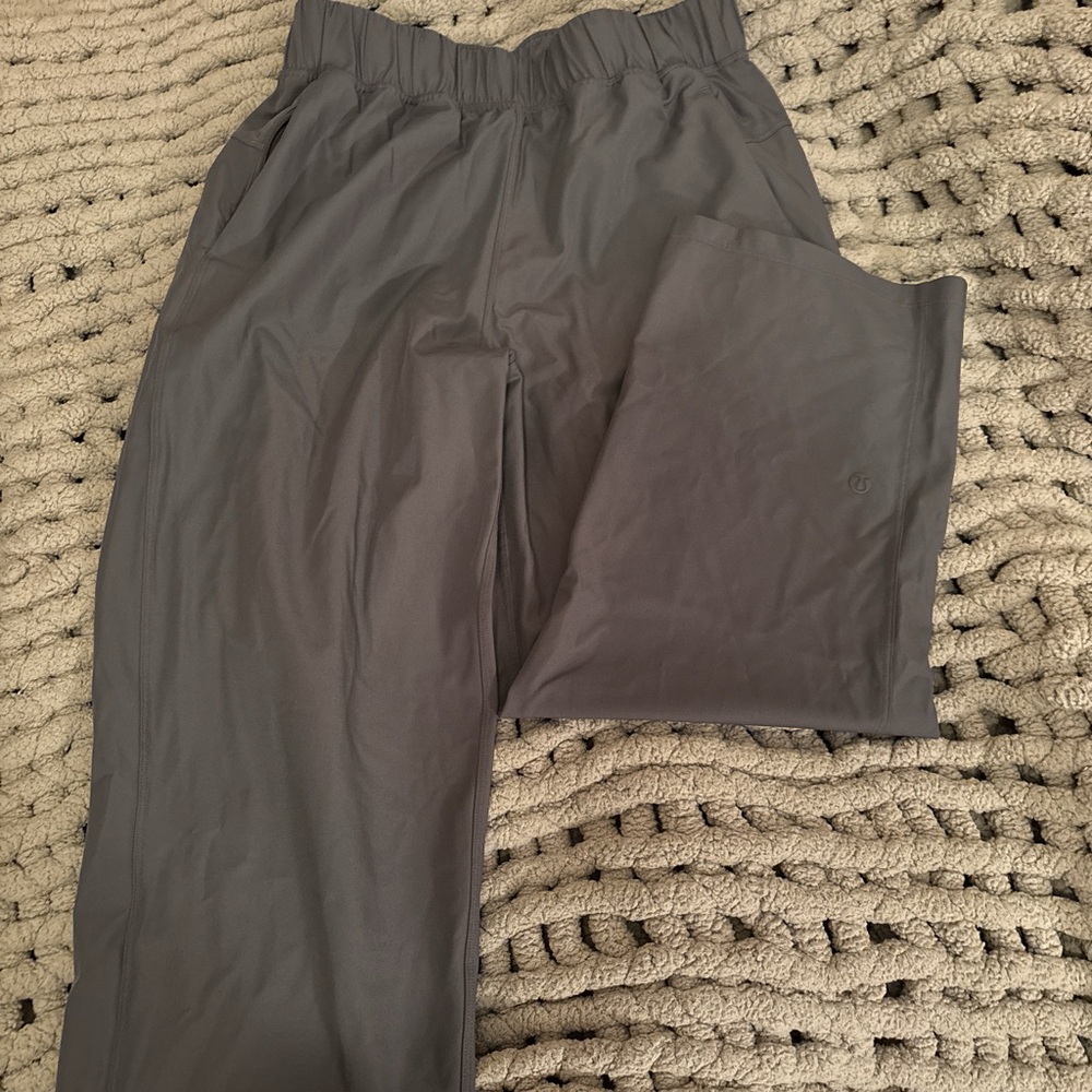 Women’s lululemon Gray Pants